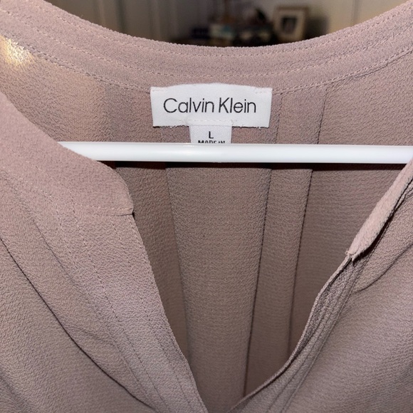 Calvin Klein Blouse - Picture 3 of 3